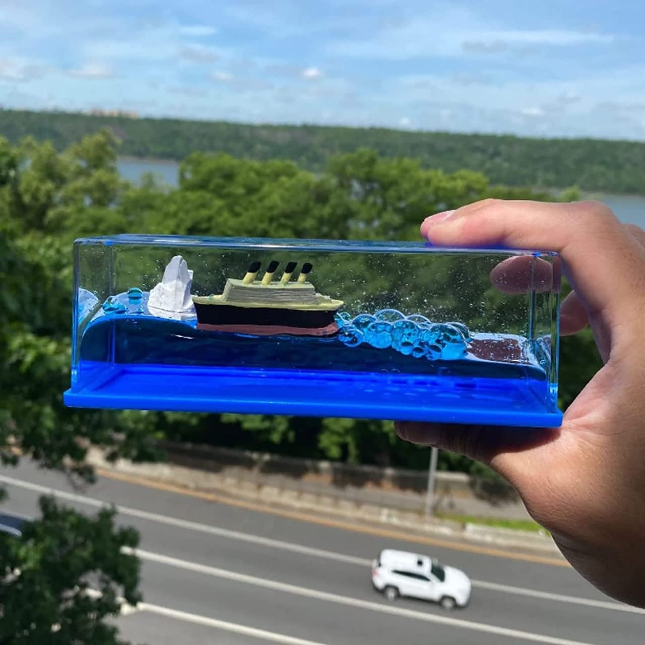 Car Interior Accessories Dashboard Decoration,Moving Titanic Liquid Wave Cruise Ship,Car Dashboard|Living Room|Office|Smooth Movement|Pack of 1, Glass,Plastic Car Interior Accessories Dashboard Decoration,Moving Titanic Liquid Wave Cruise Ship,Car Dashboard|Living Room|Office|Smooth Movement|Pack of 1, Glass,Plastic